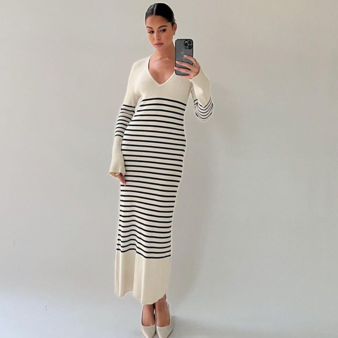 Black White Striped Knitted Maxi Dress for Women Elegant Long Sleeve Slim Sweater Dress Autumn Winter Causal Long Dress 2023