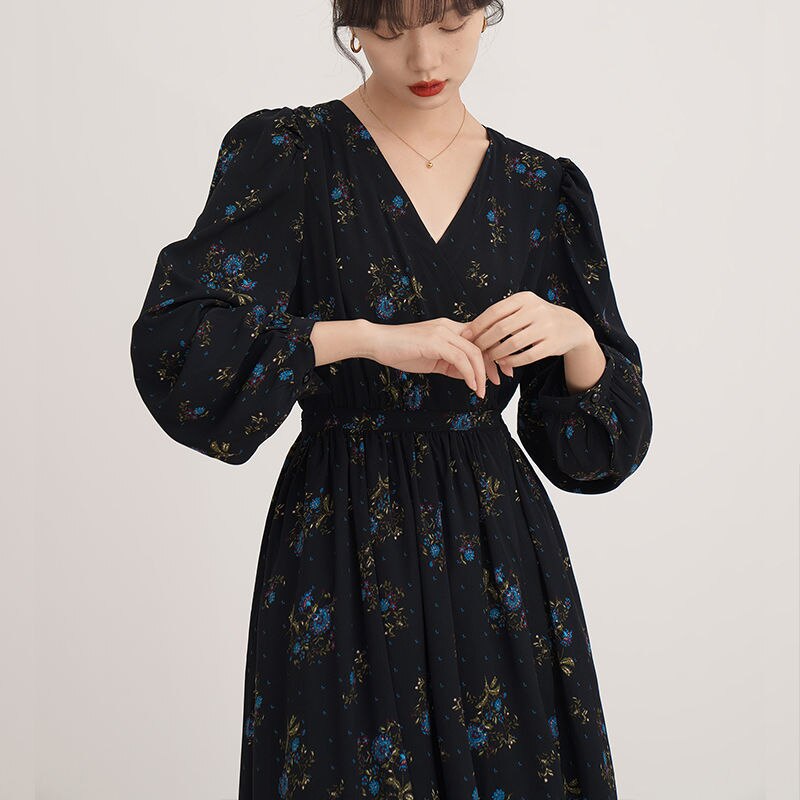 Bohemian Women Dresses Asual Floral Printed Woman Long Dress V-neck Mujer Vestidos Long Sleeve Loose A-Line Dress Elastic Waist