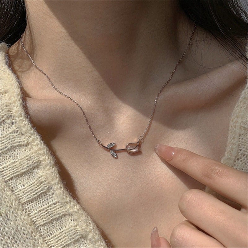 Dainty CZ Inlaid Natural Opal Tulip Chain Necklace